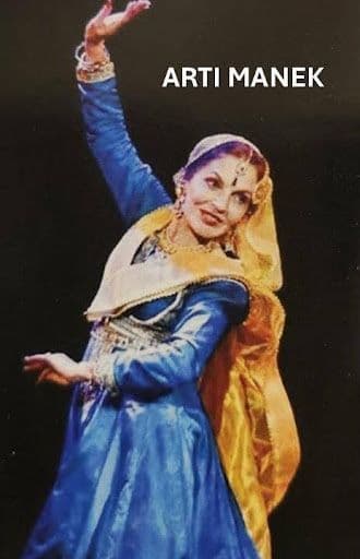 A Glimpse Beyond: What My Aunt’s Passing Taught Me About the Soul, God, and Healing